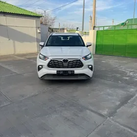 Toyota Highlander 2020