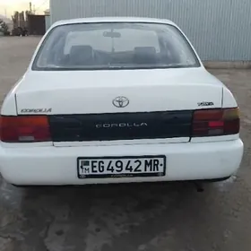 Toyota Corolla 1993