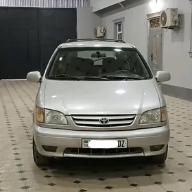 Toyota Sienna 2003