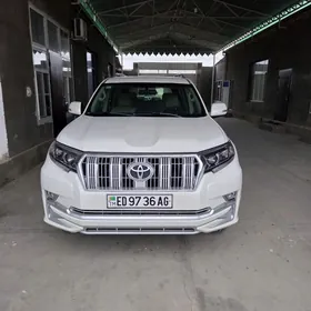 Toyota Land Cruiser Prado 2021