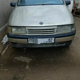 Opel Vectra 1990