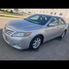 Toyota Camry 2011