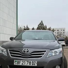 Toyota Camry 2011