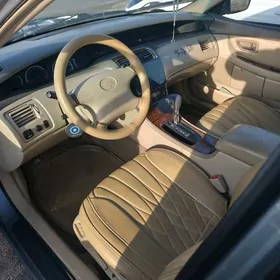 Toyota Avalon 2002