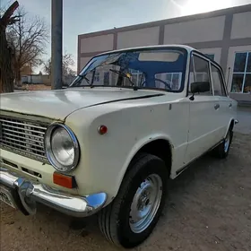 Lada 2104 1980