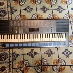Yamaha PSS680