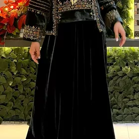 Вечерное платье