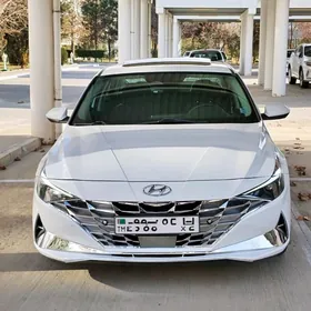 Hyundai Elantra 2021