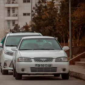 Nissan Sunny 2001