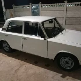 Lada 2104 1984