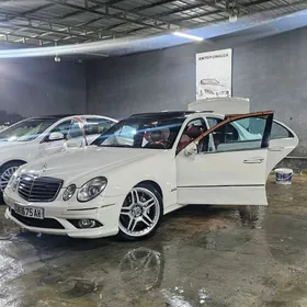 Mercedes-Benz E-Class 2009