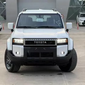 Toyota Land Cruiser Prado 2025