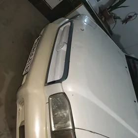 Nissan Pathfinder 2001