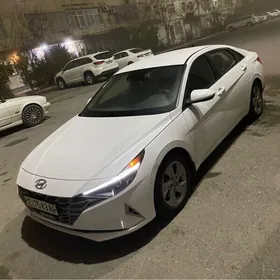 Hyundai Elantra 2021