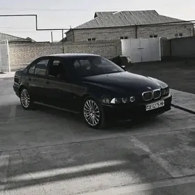 BMW E39 2002