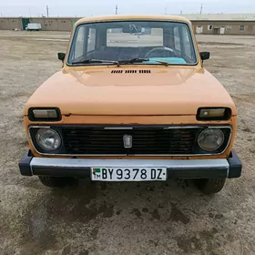 Lada Niva 1986