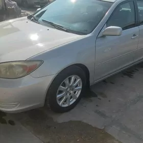 Toyota Camry 2004