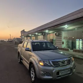 Toyota Hilux 2012