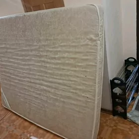 Ortopediceskiy matrad