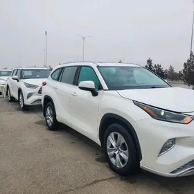 Toyota Highlander 2020