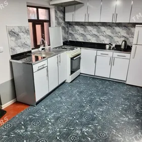 Moskowski köçe 4-komnatly jay