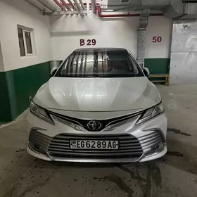Toyota Camry 2023