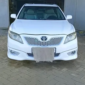 Toyota Camry 2011