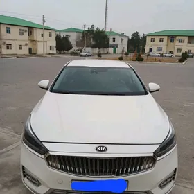 Kia Cadenza 2017