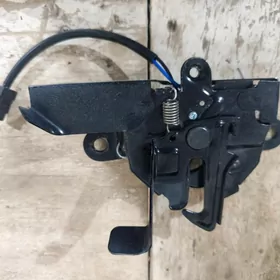 21 camry kapot zamok