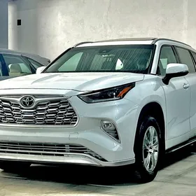 Toyota Highlander 2022