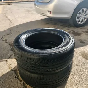 Teker Sailun 215.60.16