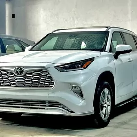 Toyota Highlander 2022