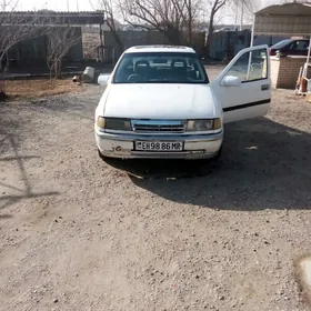 Opel Vectra 1992