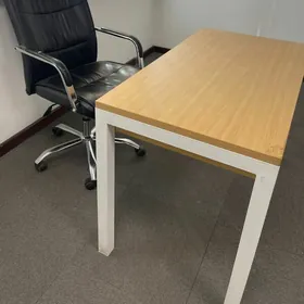 стол для компьютера