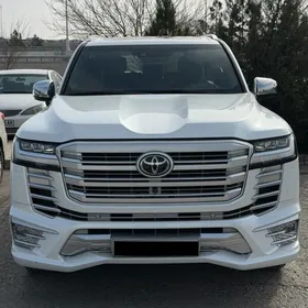 Toyota Land Cruiser 2023