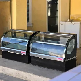 salat tort witrine haladilnik