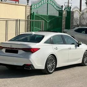 Toyota Avalon 2019