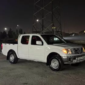 Nissan Navara 2013