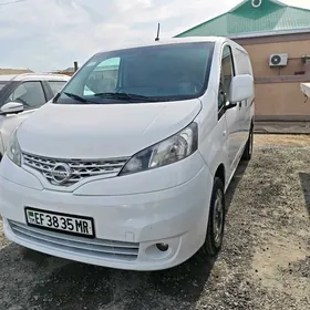 Nissan NV200 2019