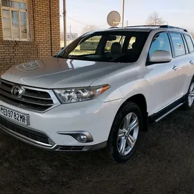 Toyota Highlander 2011