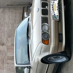BMW 525 1990