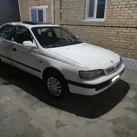 Toyota Carina 1997