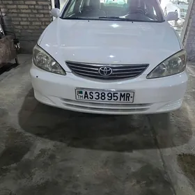 Toyota Camry 2003