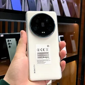 Xiaomi Mi 14Ulrta