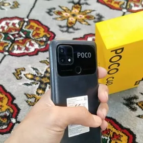 Poco c40