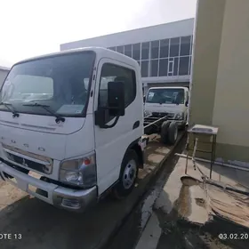 Mitsubishi Canter 2026