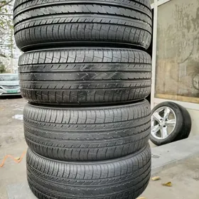 Ýokohama 215 55 17 Teker