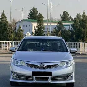 Toyota Camry 2013