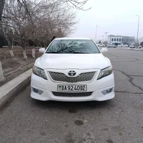 Toyota Camry 2011