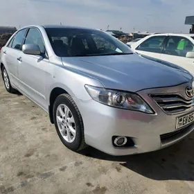 Toyota Camry 2010